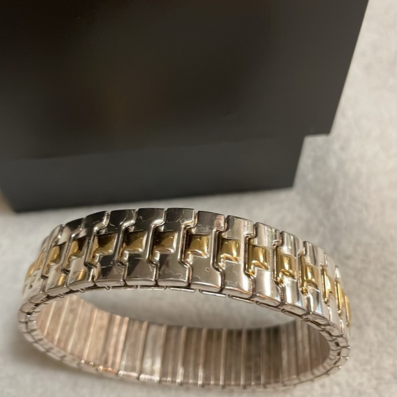Silver and Gold Bracelet - Picture 2 of 7